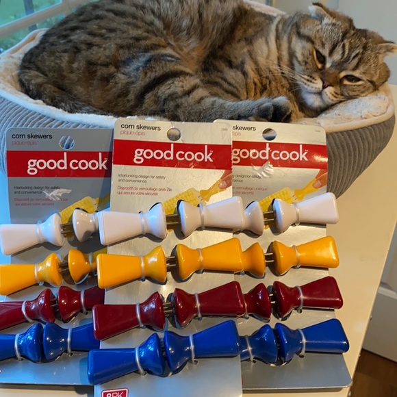 GOOD COOK Heavy Duty Corn Skewers - Picture 2 of 4